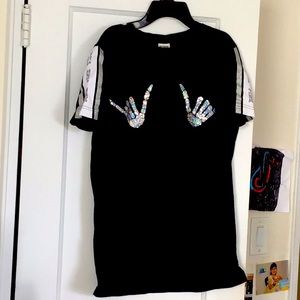 Victoria Secret Sport tee black with glitter XX